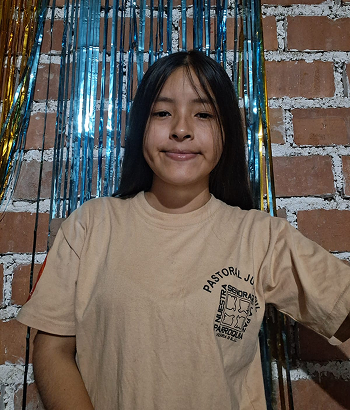 Estephany Anguelina Villanueva Valdiviezo - Catequista de Confirmación Parroquia Nuestra Señora de la Paz