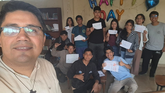 Integrantes de PJ participando en evento pastoral juvenil