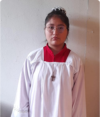 Milagros Fernández Diaz Suarez - Acolito Servidor del Altar Parroquia Nuestra Señora de la Paz