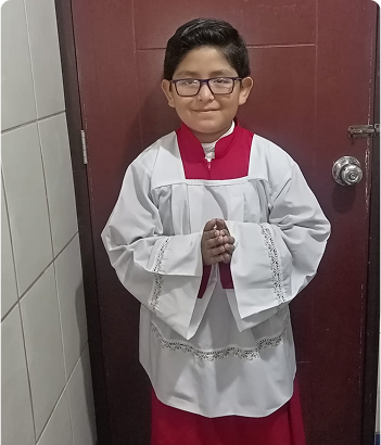 Mitxel Shamir Cruz Copa - Acolito Servidor del Altar Parroquia Nuestra Señora de la Paz
